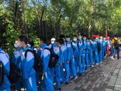 东北师大附中明珠校区学生开展定向越野实践活动